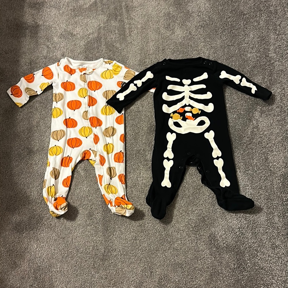 Carter’s pumpkin & skeleton pajamas